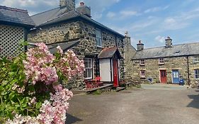 Cottage In The Heart Of Dolgellau